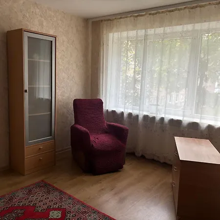 в 7 минутах от границы в старом городе нарвы Apartman Narva